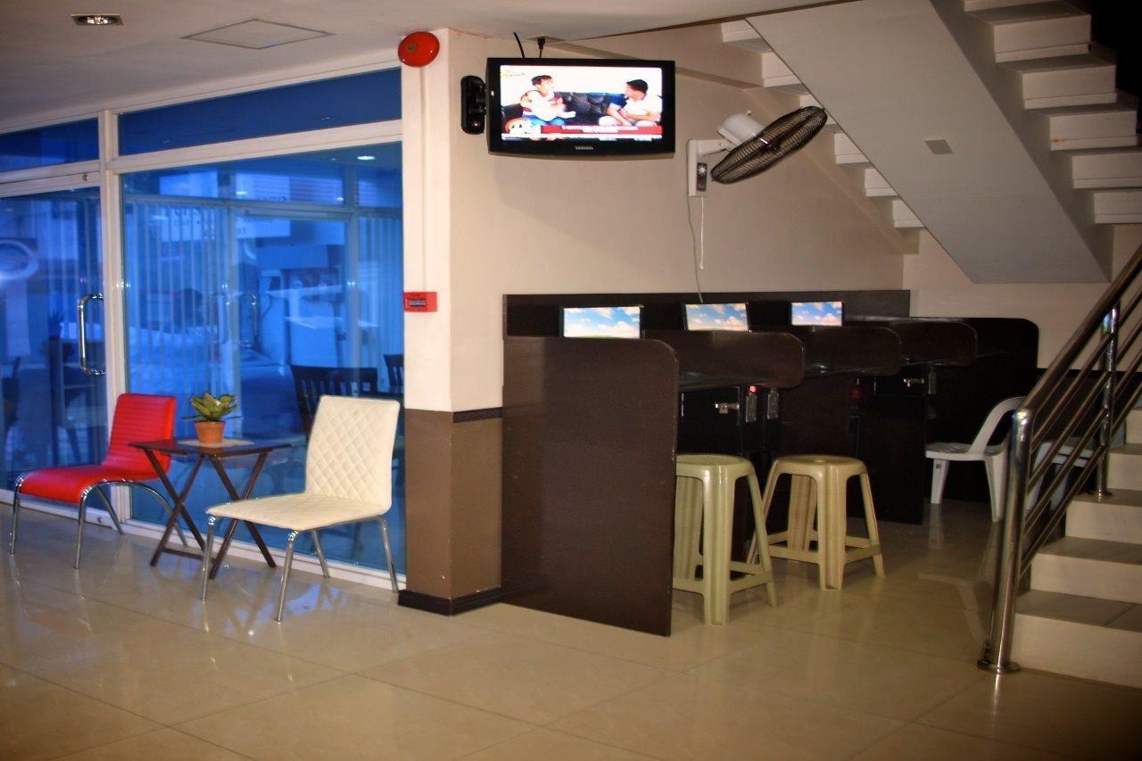Cebu Fiesta Business Suites 外观 照片